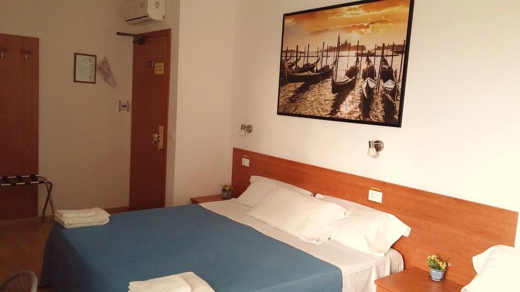 Dream Hotel Favaro Veneto Ruang foto