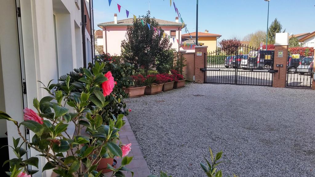 Dream Hotel Favaro Veneto Bagian luar foto